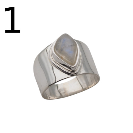 Pierścionek sygnet- Kamień Księżycowy i srebro (różne kamienie do wyboru)