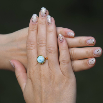 Pierścionek regulowany - okrągły Larimar 10 mm w srebrze złoconym