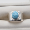 Pierścionek sygnet- Larimar owalny i srebro