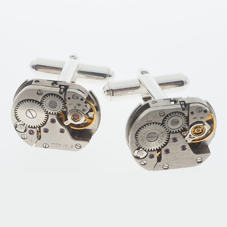 Spinki do mankietów z mechanizmem zegarka w srebrze.