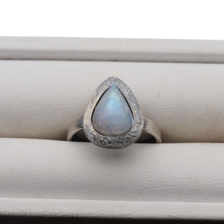 Pierścionek regulowany - Kamień Księżycowy łza i srebro oksydowane