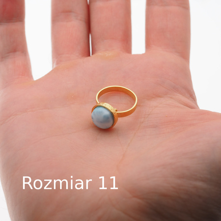 Pierścionek regulowany - okrągły Larimar 10 mm w srebrze złoconym
