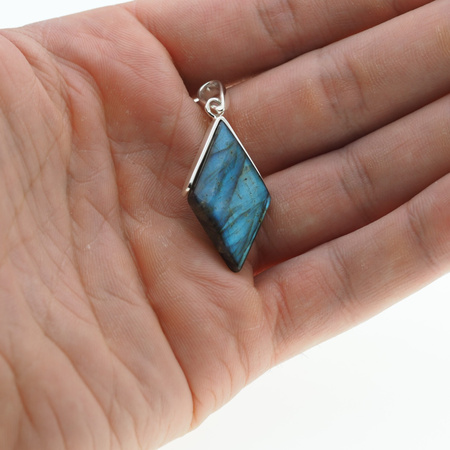 Zawieszka - Labradoryt romb w srebrze