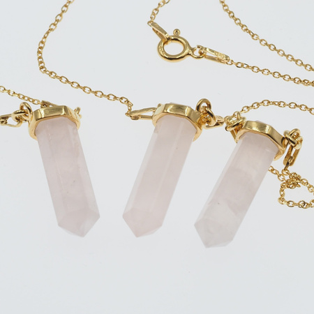 Naszyjnik - Kwarc Różowy mały sopel w okuciu na łańcuszku