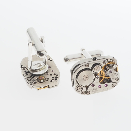 Spinki do mankietów z mechanizmem zegarka w srebrze.