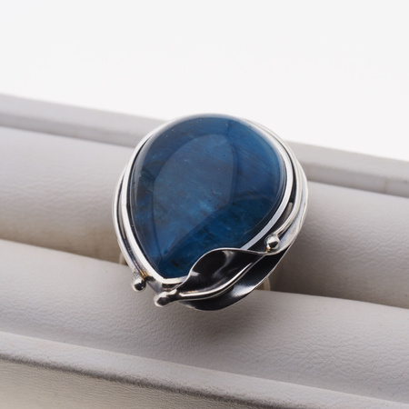 Pierścionek regulowany - Apatyt łza w srebrze oksydowanym