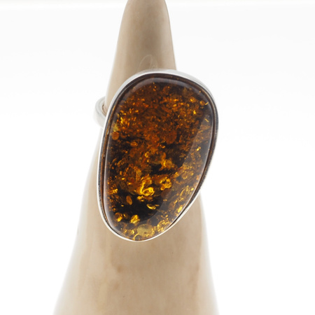 Pierścionek regulowany z Bursztynem Zielonym w srebrze