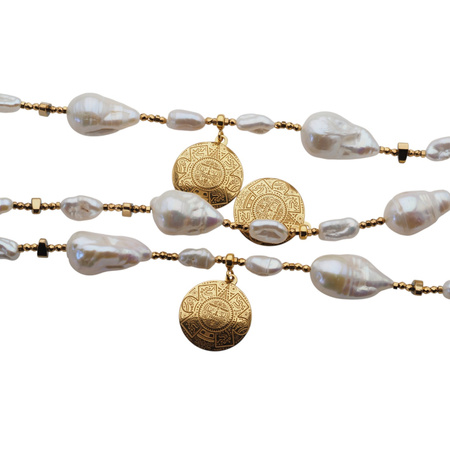 Naszyjnik z aztecką blaszką - Białe Perły hodowane i srebro złocone