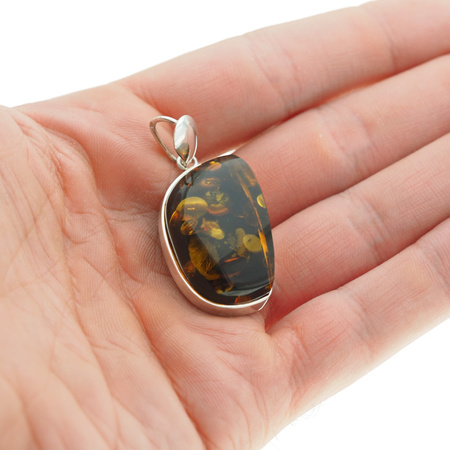 Zawieszka - Bursztyn z łuskami w srebrze