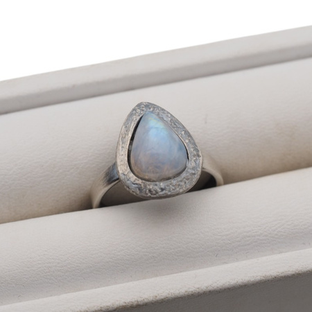 Pierścionek regulowany - Kamień Księżycowy łza i srebro oksydowane