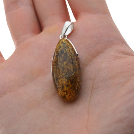 Zawieszka - zielony Bursztyn z łuskami w srebrze