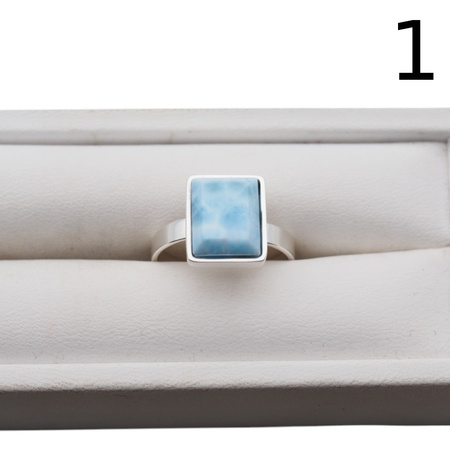 Pierścionek - prostokątny Larimar w srebrze