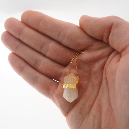 Naszyjnik - Cytryn sopel w okuciu na łańcuszku złoconym