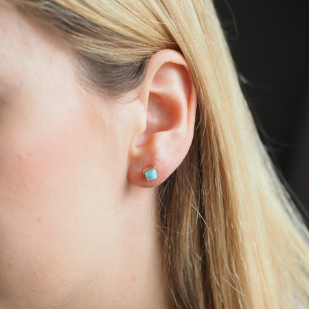 Kolczyki sztyfty - Larimar kwadraty i srebro złocone