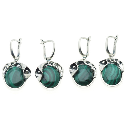 Kolczyki z owalnymi malachitami w srebrze oksydowanym.