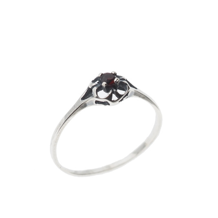 Pierścionek z Granatem w srebrze oksydowanym