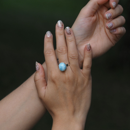 Pierścionek regulowany - owalny Larimar 13x9 mm w srebrze