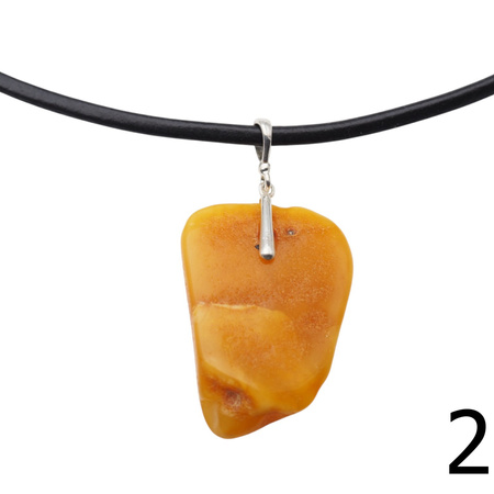 Naszyjnik  na rzemieniu - surowy Bursztyn mleczny