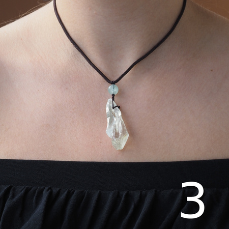 Naszyjnik regulowany- surowy Ametyst Zielony na sznurku