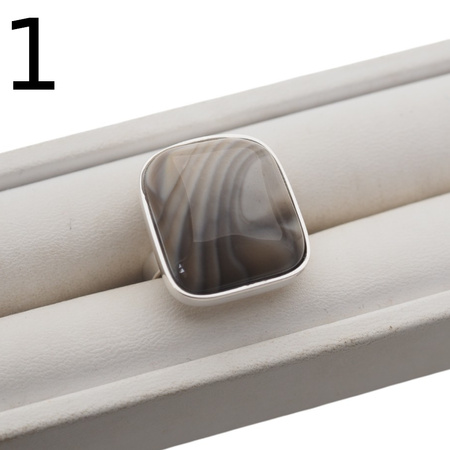 Srebrny pierścionek z Krzemieniem Pasiastym – ręcznie wykonany, srebro 925