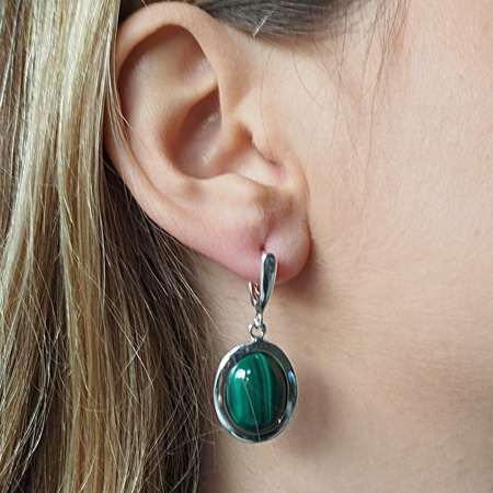 Kolczyki z owalnymi malachitami w srebrze