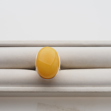 Pierścionek regulowany - Mleczny Bursztyn w srebrze