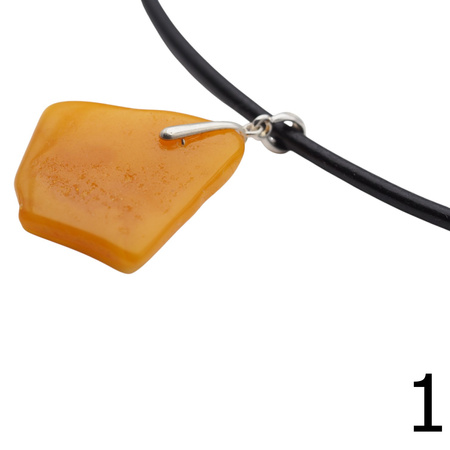 Naszyjnik  na rzemieniu - surowy Bursztyn mleczny