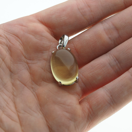 Zawieszka z owalnym Cytrynem w srebrze rodowanym
