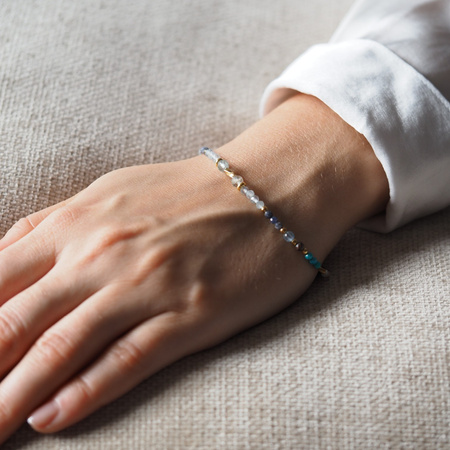 Bransoletka znak zodiaku wodnik - mix kamieni i srebro złocone