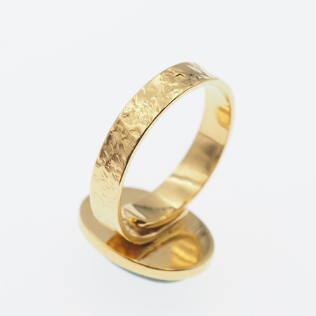 Pierścionek regulowany z owalnym Malachitem 16x12 w młotkowanym srebrze złoconym