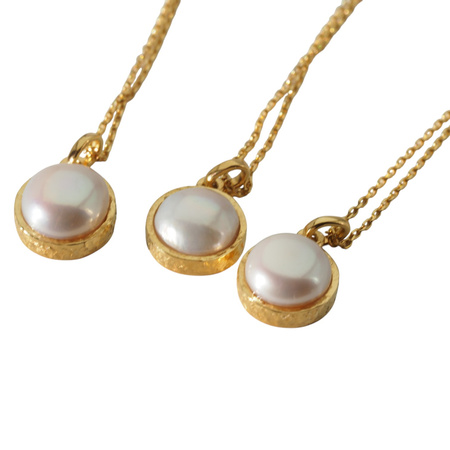 Naszyjnik srebrny złocony - Perła okrągła na łańcuszku