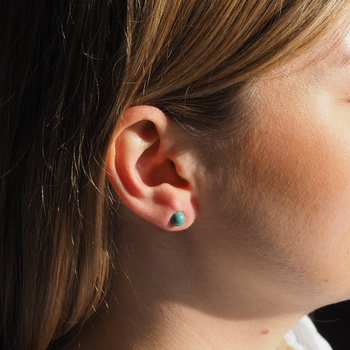 Kolczyki sztyfty z okrągłymi Turkusami w srebrze złoconym