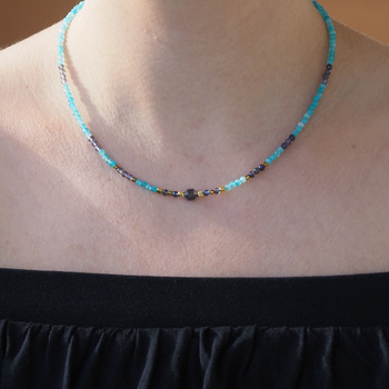 Naszyjnik - cięte Iolit, Amazonit, Hematyt i srebro złocone