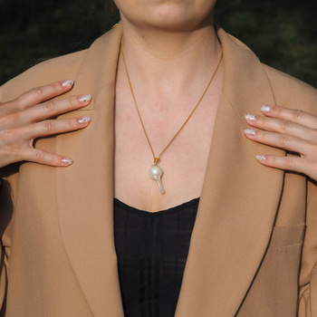 Naszyjnik srebrny, złocony - barokowa Perła biała na łańcuszku 60 cm