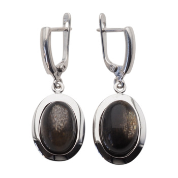 Kolczyki z owalnym Kamieniem Słonecznym w srebrze rodowanym.