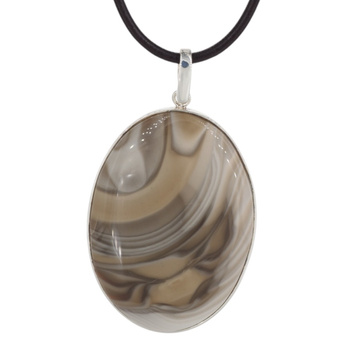 Naszyjnik - Krzemień Pasiasty owal na rzemieniu ze srebrnymi końcówkami